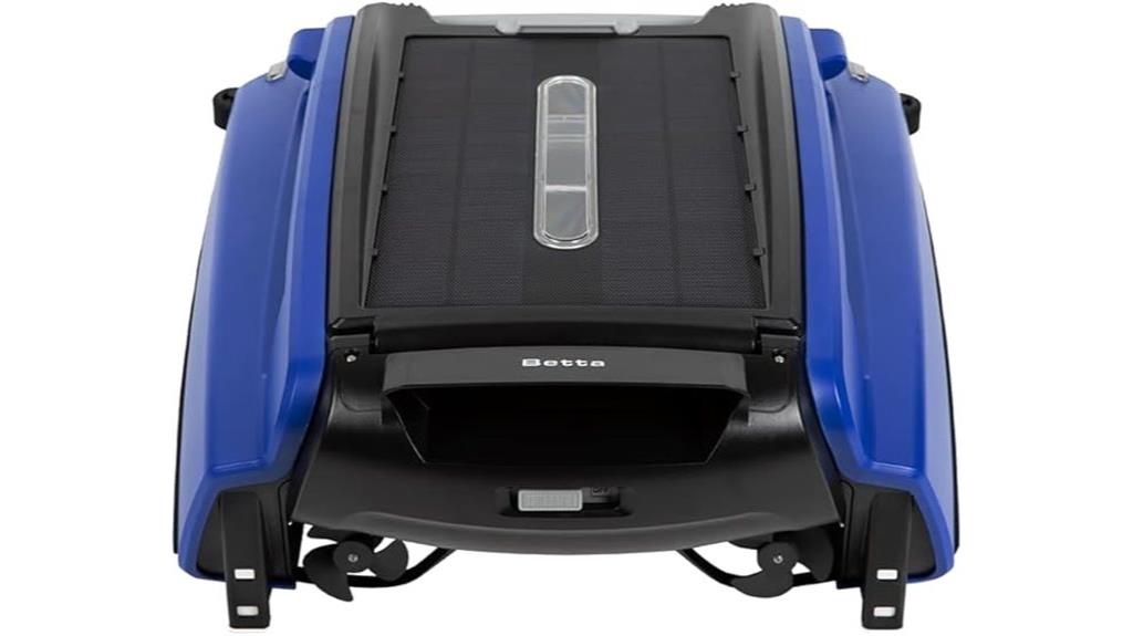 solar powered robotic pool skimmer